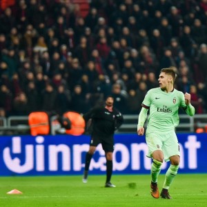 欧冠焦点战：莱奥助米兰主场3-0赫罗纳延续五连胜势头